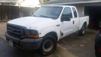 1999 Ford F250 Extended Cab (4 doors)