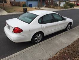 2002 Ford Taurus Sedan