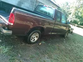 2000 Ford F150 Extended Cab (4 doors)