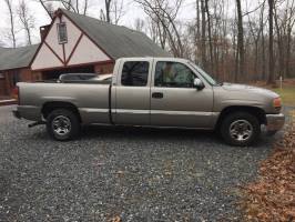 2001 GMC New Sierra Extended Cab (4 doors)