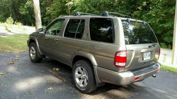 2004 Nissan Pathfinder