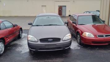 2005 Ford Taurus Sedan