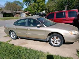 2002 Ford Taurus Sedan