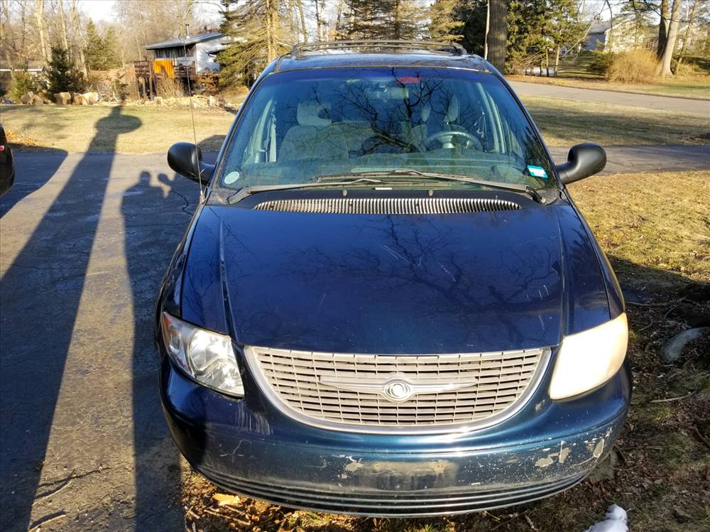 2001 Chrysler Town & Country