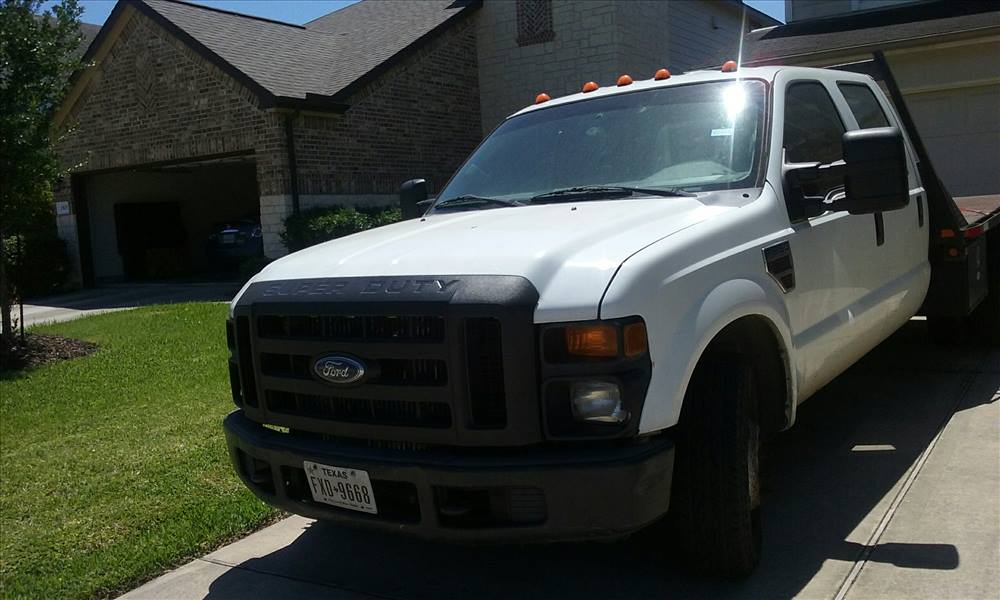 2008 Ford F350 Crew Cab (4 doors)