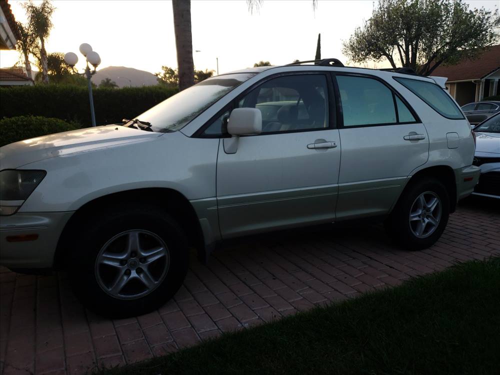 2000 Lexus RX