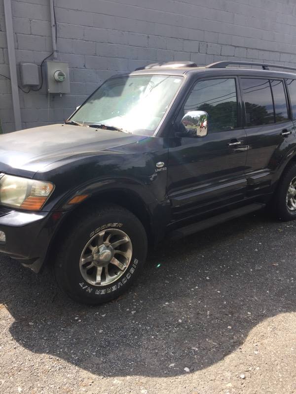 2001 Mitsubishi Montero