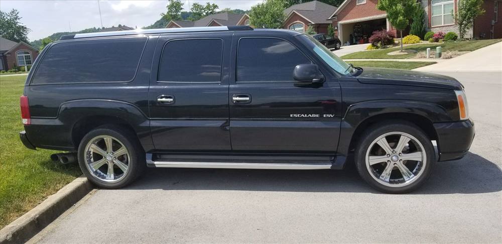 2003 Cadillac Escalade