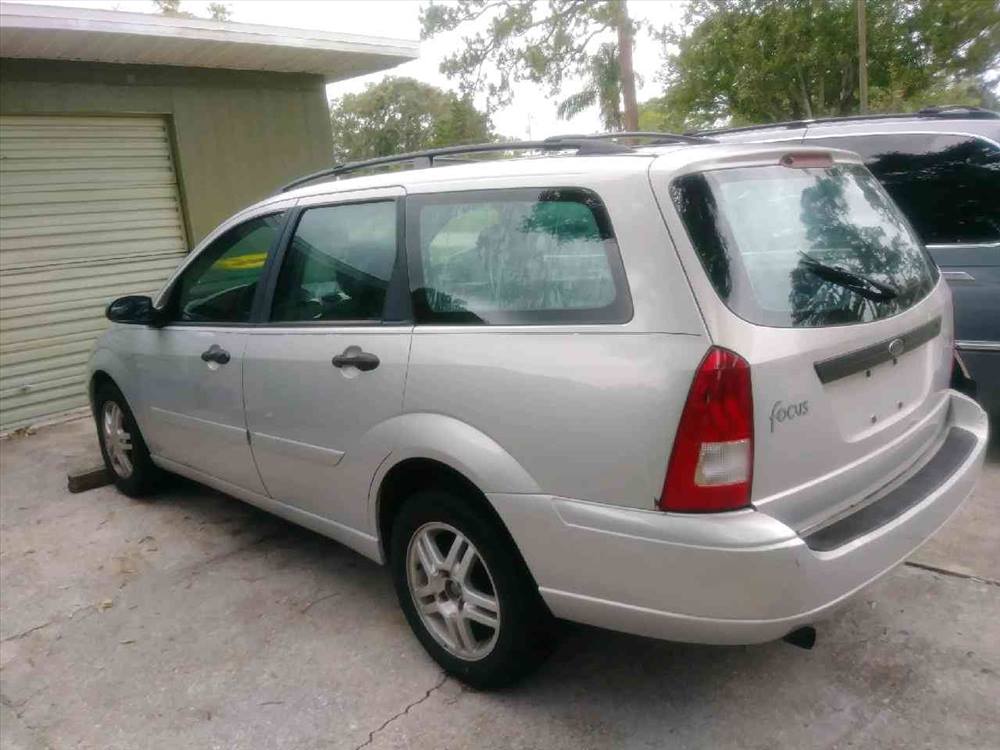 2000 Ford Focus Wagon