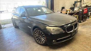 2012 BMW 740