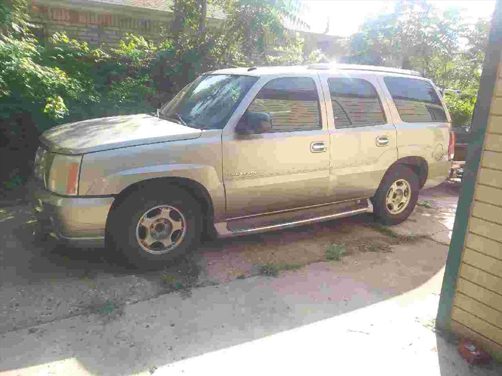 2002 Cadillac Escalade