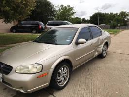 2000 Nissan Maxima