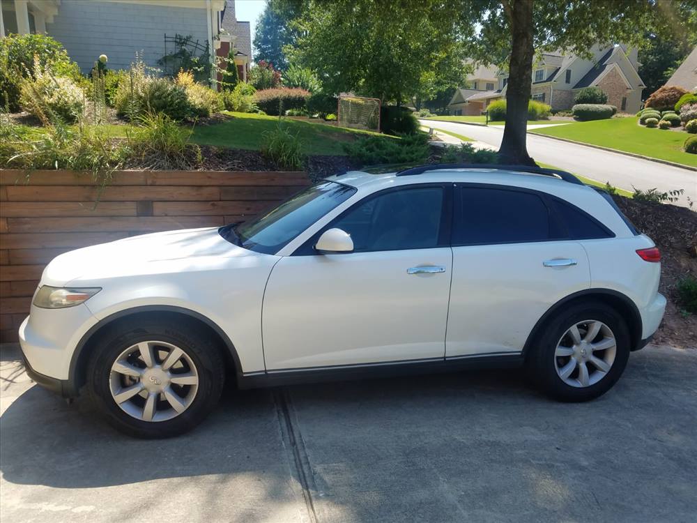 2005 Infiniti FX35