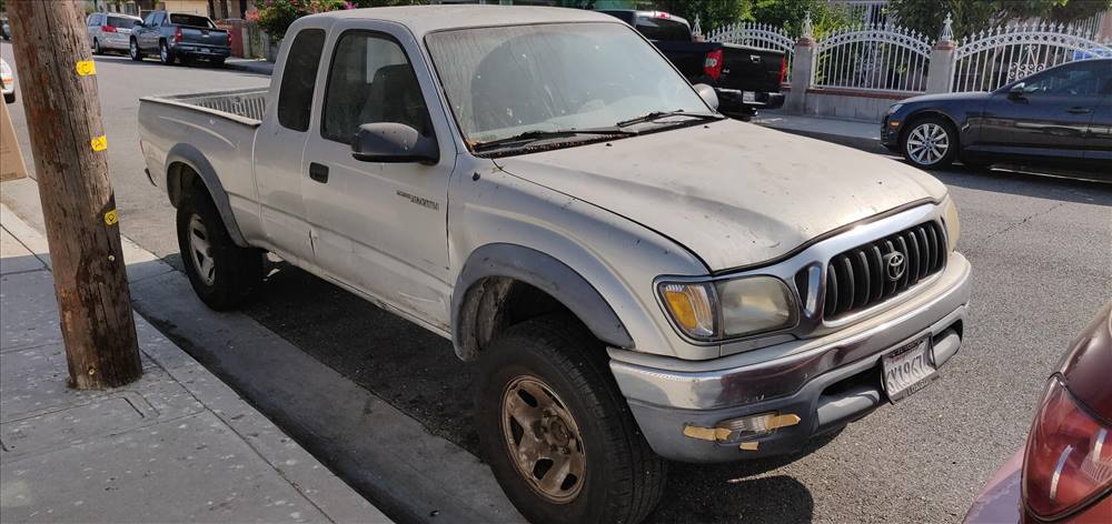 2002 Toyota Tacoma Extended Cab (2 doors)