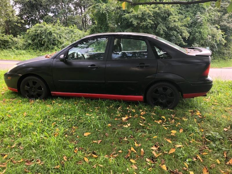 2002 Ford Focus Sedan (4 doors)