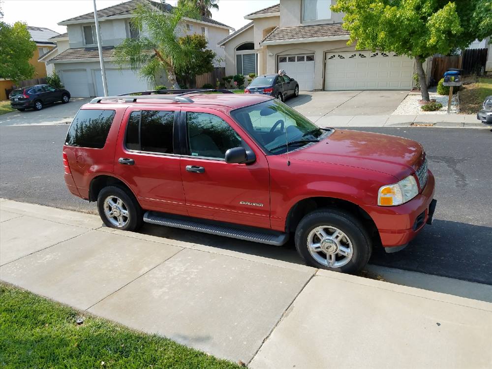 2004 Ford Explorer