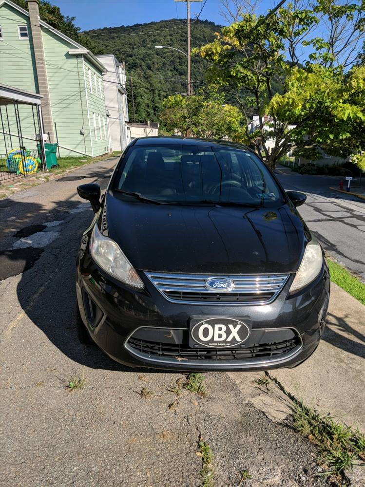 2011 Ford Fiesta Sedan