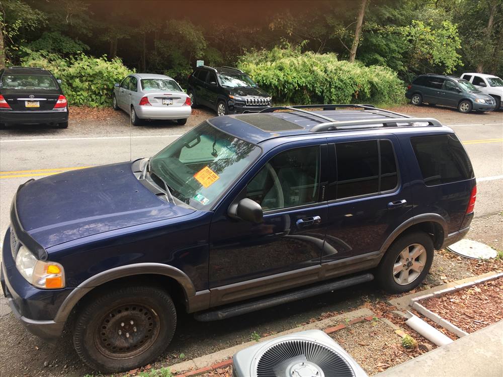 2004 Ford Explorer