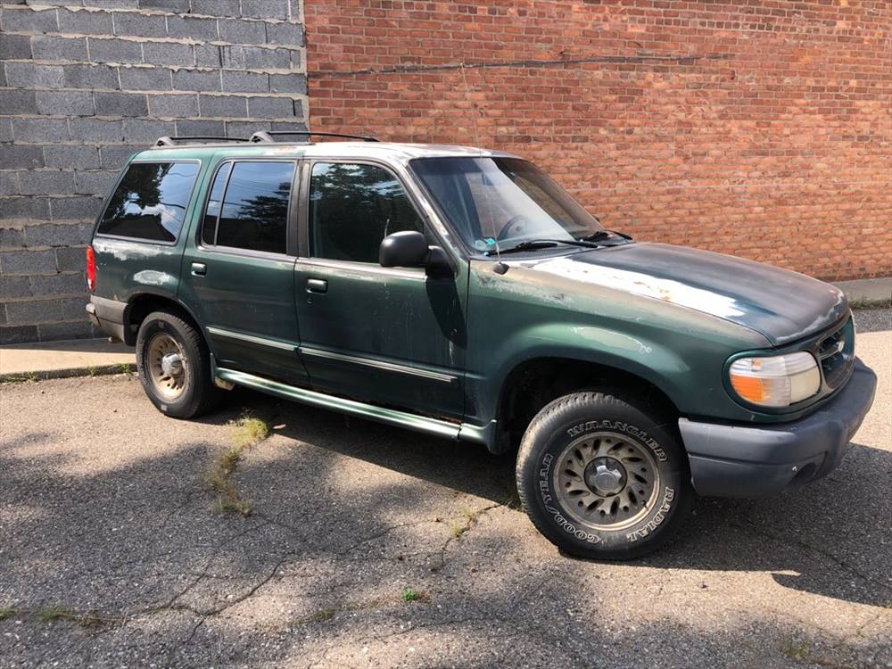 1999 Ford Explorer