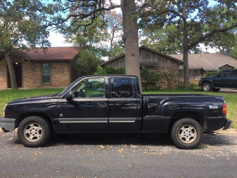 2003 Chevrolet Silverado Extended Cab (4 doors)