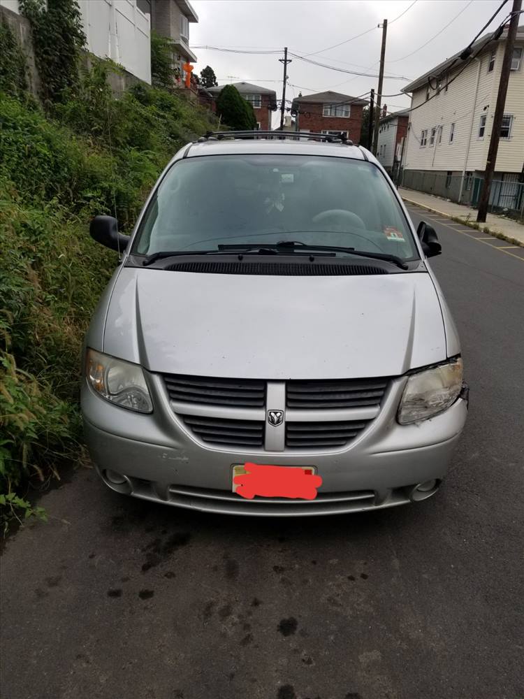 2005 Dodge Grand Caravan Passenger Van