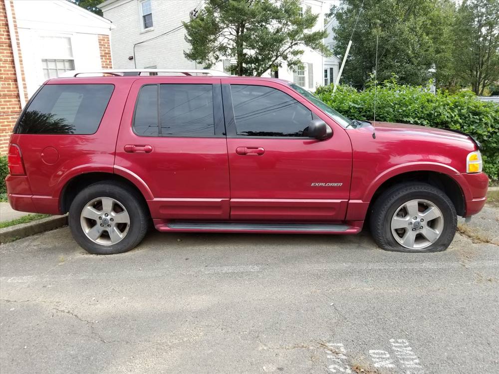 2004 Ford Explorer