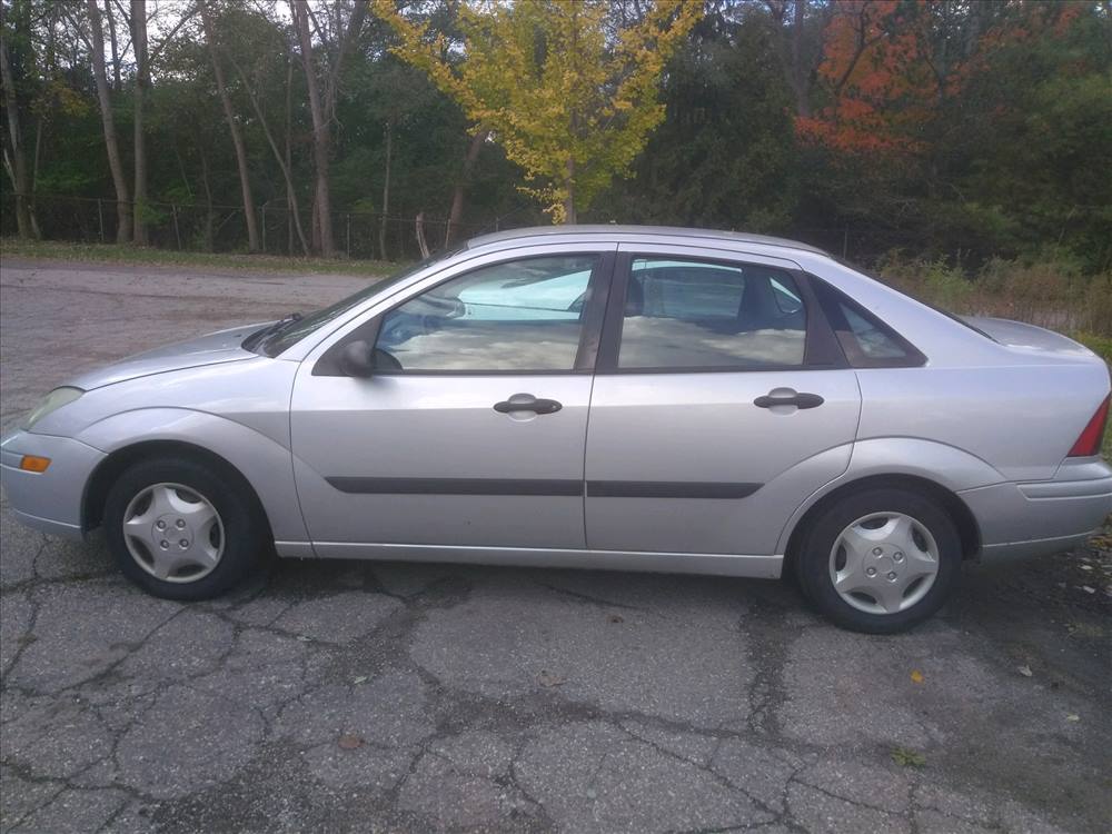 2003 Ford Focus Sedan (4 doors)