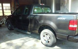 2005 Ford F150 Regular Cab (2 doors)