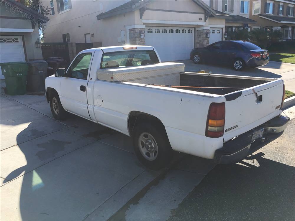 2000 GMC New Sierra Regular Cab (2 doors)