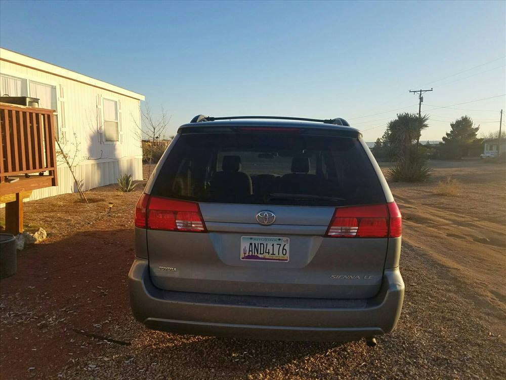 2004 Toyota Sienna