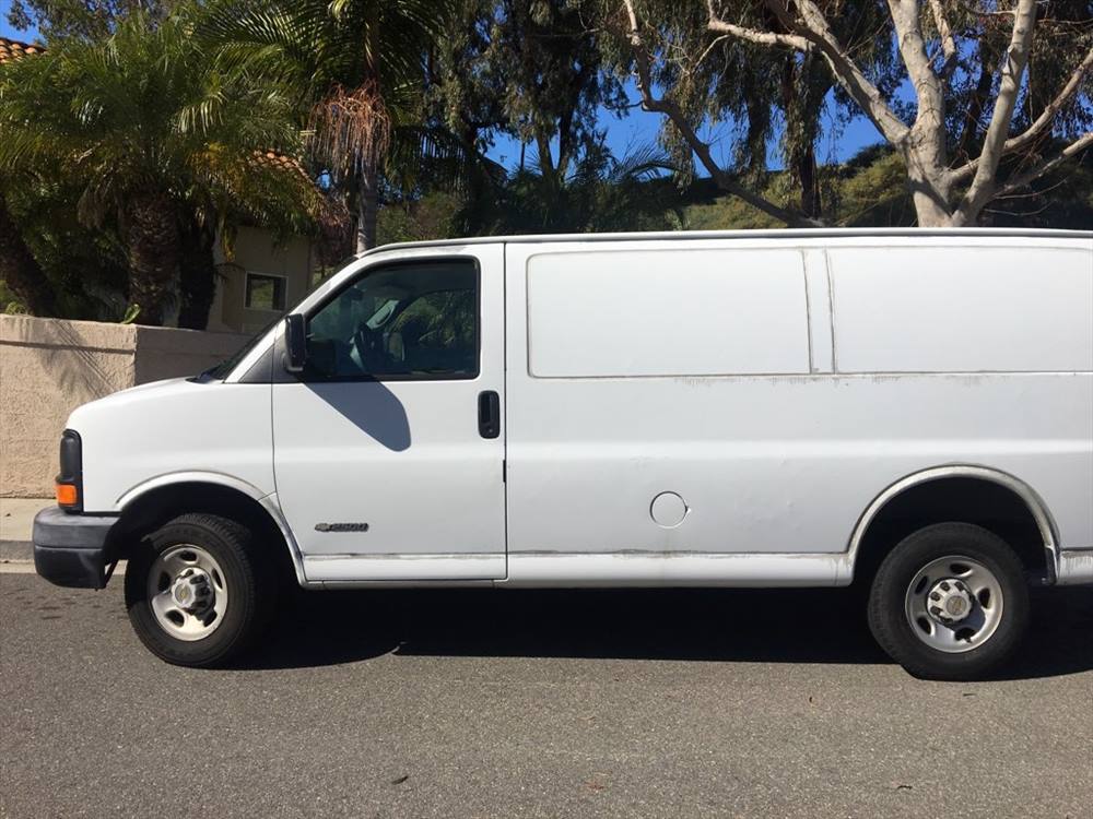 2005 Chevrolet Express G2500 Cargo Van