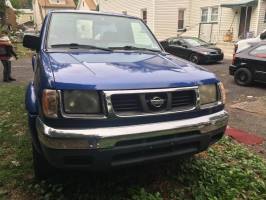 1998 Nissan Frontier Extended Cab (2 doors)