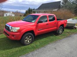 2005 Toyota Tacoma Crew Cab (4 doors)