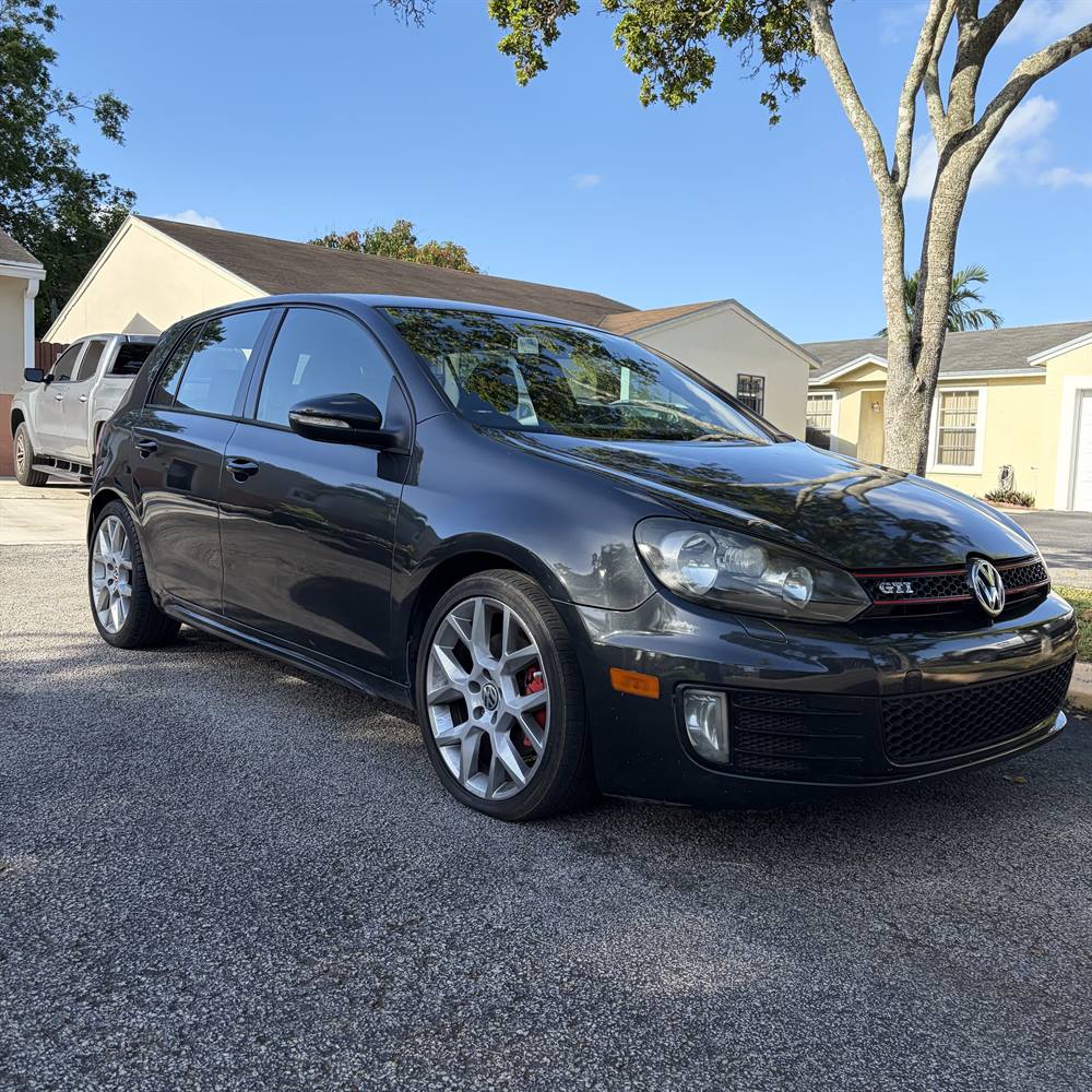 2013 Volkswagen GTI Hatchback (4 doors)