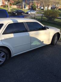 2005 Dodge Magnum