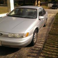 1995 Ford Taurus Sedan