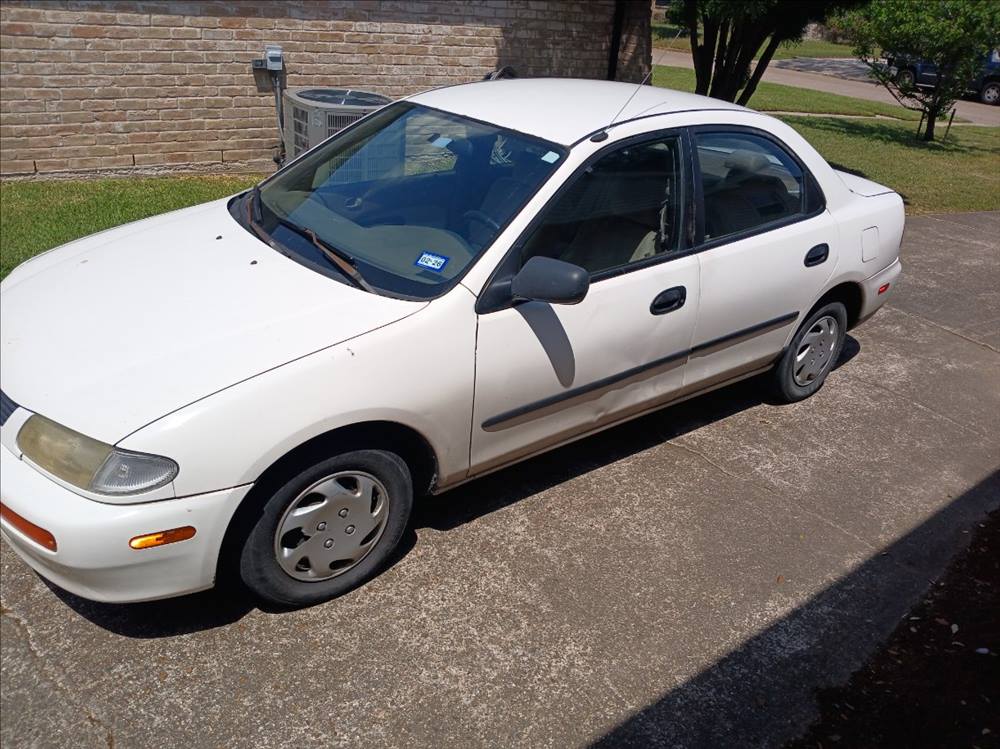 1996 Mazda Protege