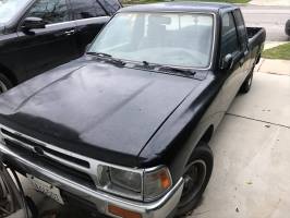 1990 Toyota Pickup Extended Cab (2 doors)
