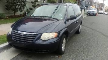 2007 Chrysler Town & Country