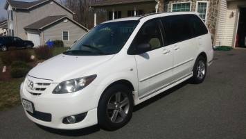 2005 Mazda MPV