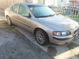 2004 Volvo S60