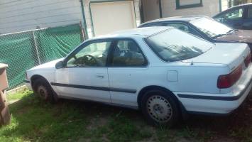 1998 Toyota Sienna Passenger Van (3 doors)