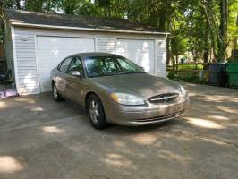 2002 Ford Taurus Sedan