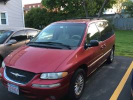 1999 Chrysler Town & Country