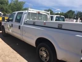 2004 Ford F250 Extended Cab (4 doors)