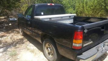 2004 GMC New Sierra Regular Cab (2 doors)