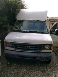 2006 Ford Econoline (2 doors)