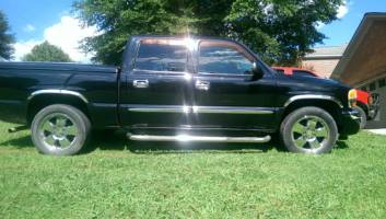 2007 GMC New Sierra Crew Cab (4 doors)