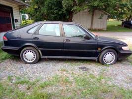 1996 Saab 900 Hatchback (4 doors)